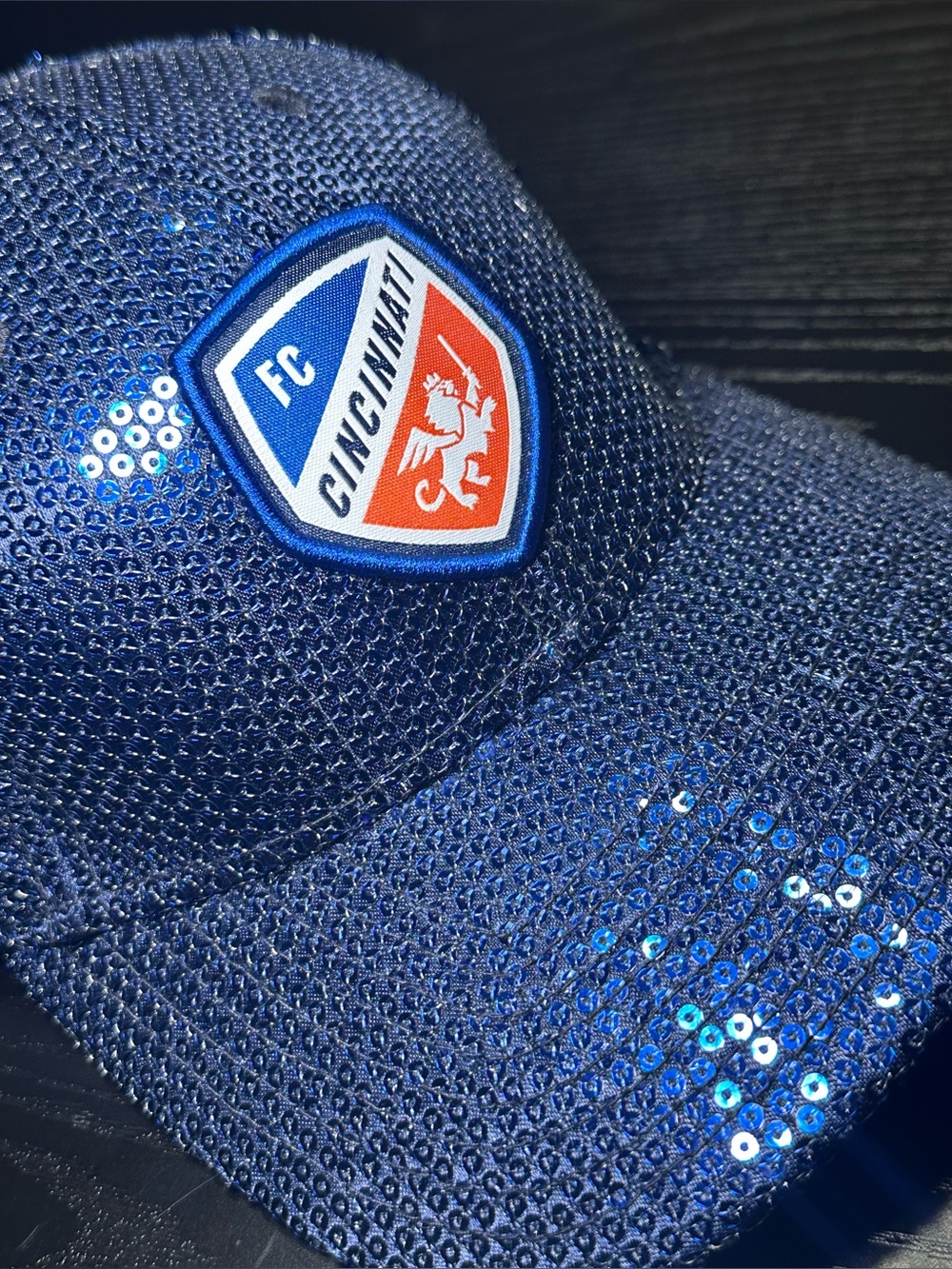 NWT New Era FC Cincinnati Blue Sequin Women’s 9FORTY Official MLS Glam Cap - Picture 5 of 9